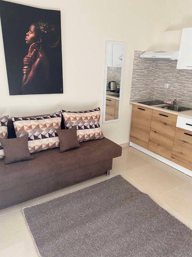 Ifos Apartments Tesalonika Bagian luar foto